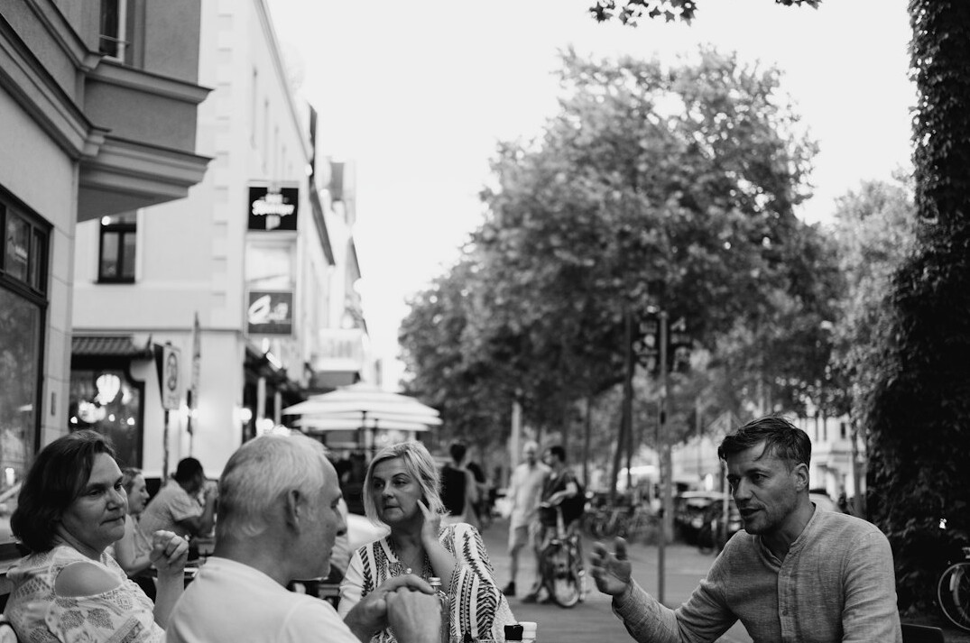 german people in discussion